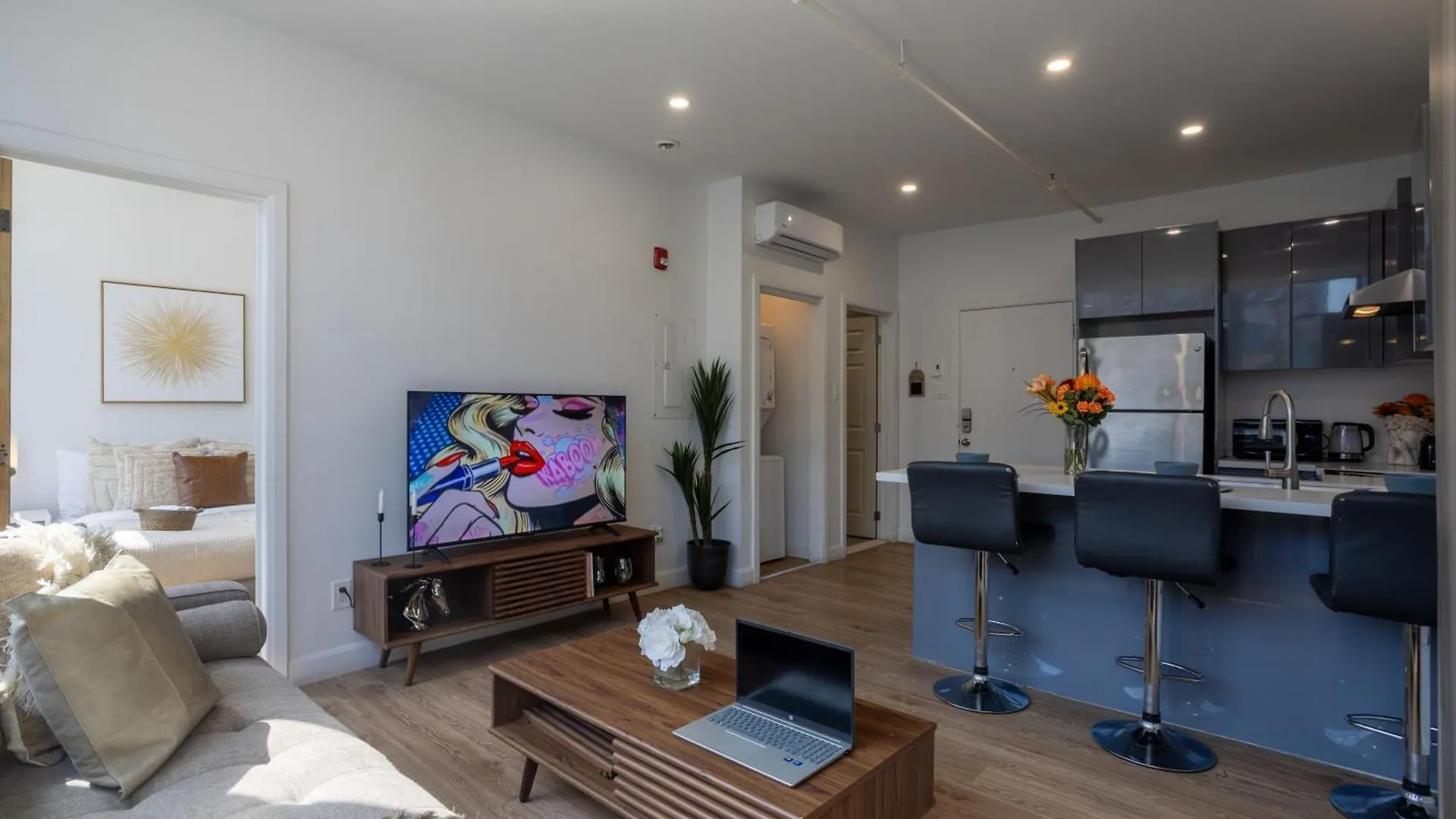 Cute 1Bdr Apt On Bishop St- Heart Of Mtl Montréal