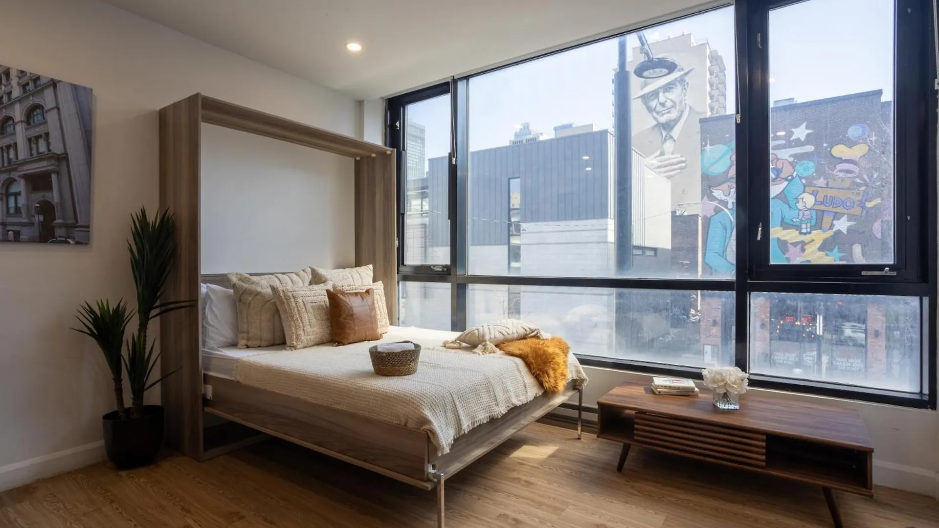 Cute 1Bdr Apt On Bishop St- Heart Of Mtl Montreal Canada